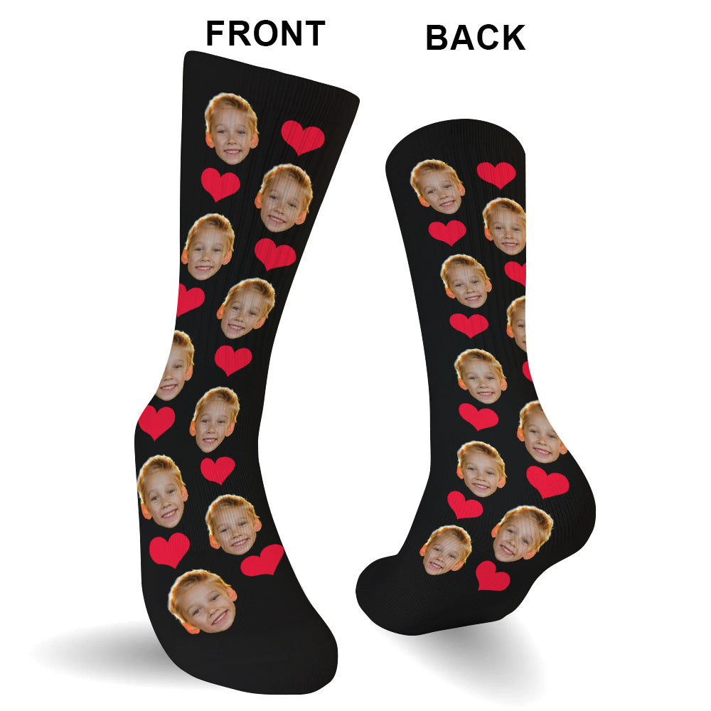 Socken mit individuellem Herzmuster – personalisierte Socken für meinen Enkel