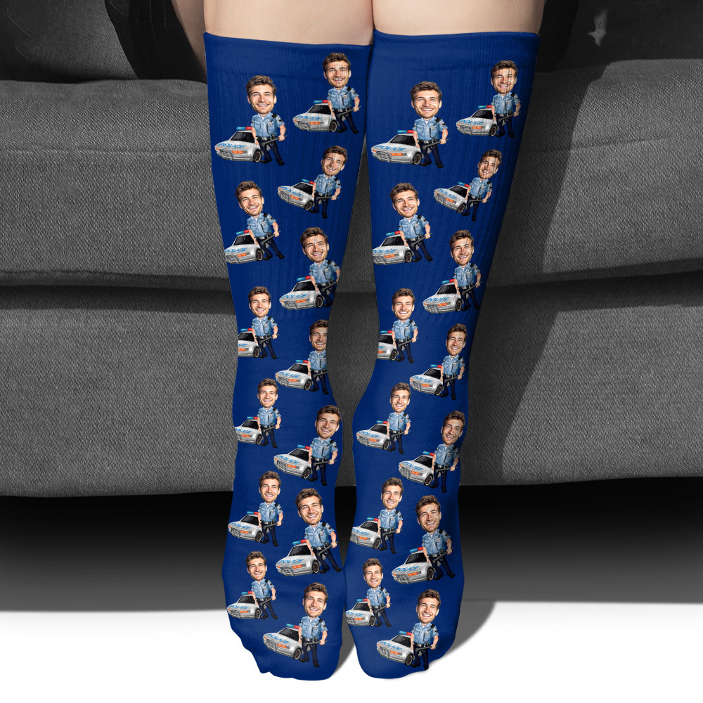 Cartoon-Foto eines Polizisten – Personalisierte Socken mit Polizeimotiv