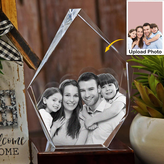 Lampe en cristal 3D en forme d'iceberg avec gravure laser personnalisée représentant une famille