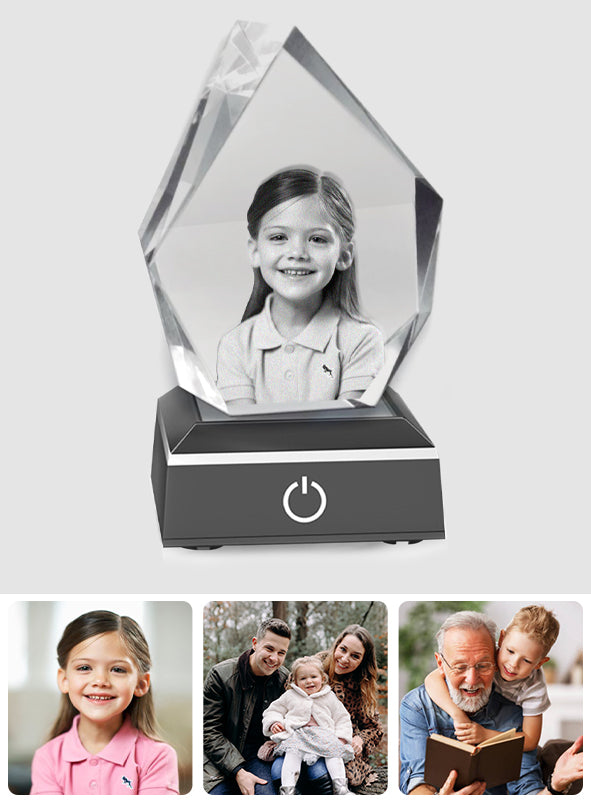 Individuelles Foto – Personalisierte Kinder-Lasergravur auf 3D-Kristalllampe in Eisbergform