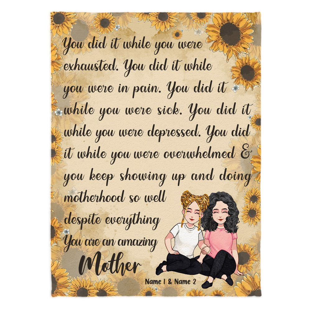 You Are An Amazing Mom - Personalized Mother's Day Mother Blanket