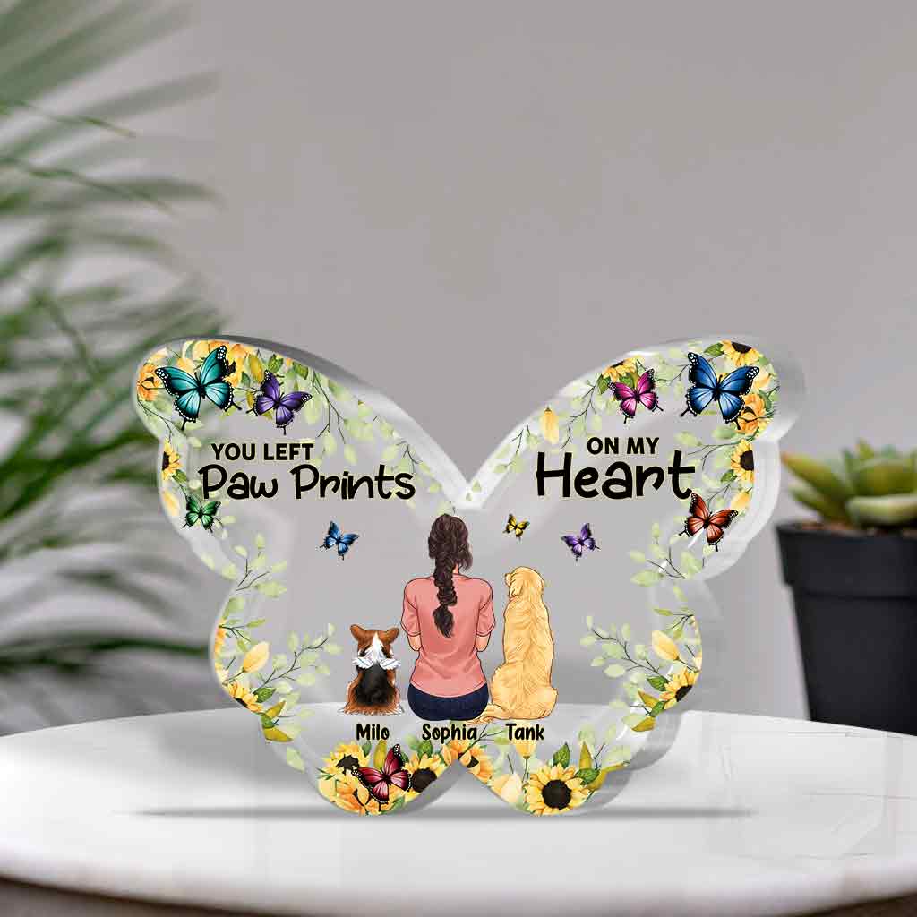 In meinem Herzen – personalisierte Acrylplakette in Hundeform