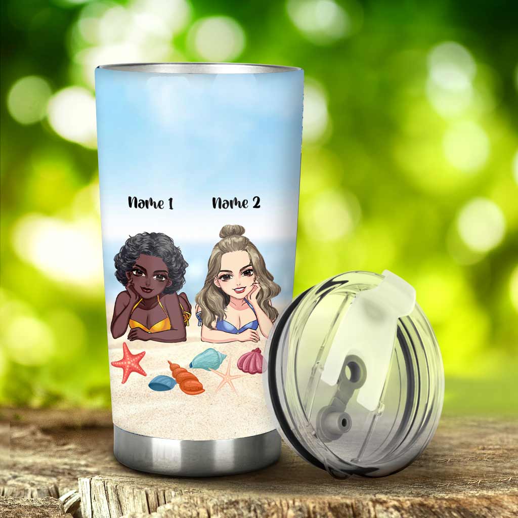 Manger, dormir, aller à la plage avec sa meilleure amie, et recommencer - Gobelet personnalisé pour les amoureux de la mer