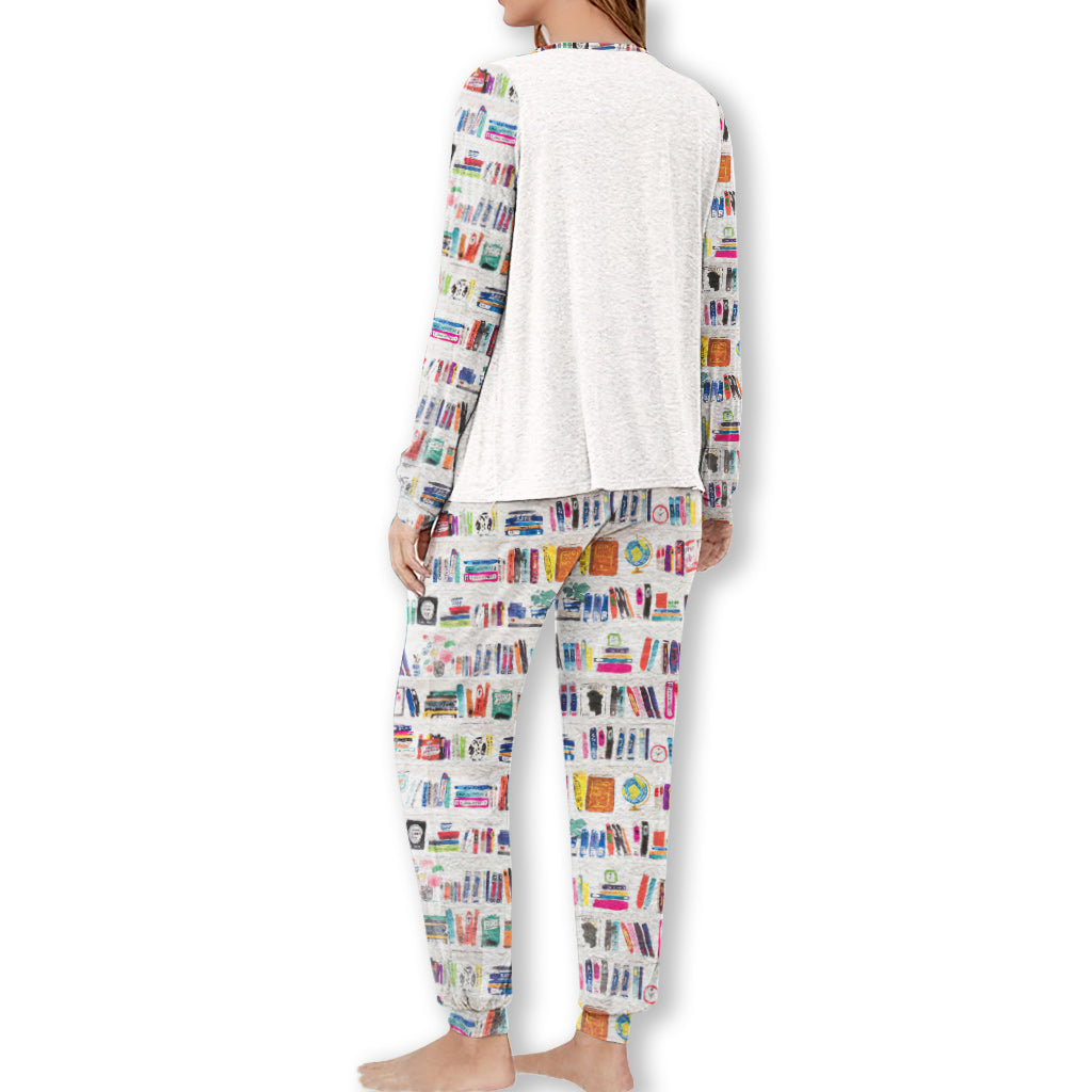 Wenn es um Bücher und Pyjamas geht, bin ich dabei – personalisiertes Buch-Pyjama-Set