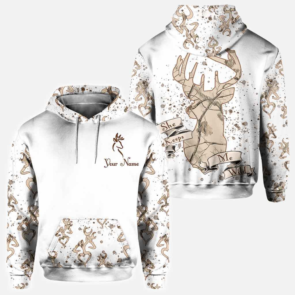 Seine Hirschkuh, ihr Hirsch – Personalisiertes T-Shirt und Hoodie für Paare auf der Jagd.