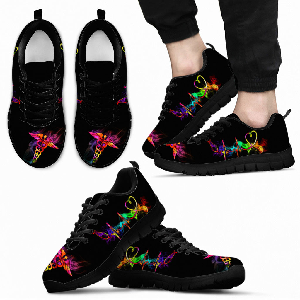 Krankenschwester-Herzschlag-Sneakers