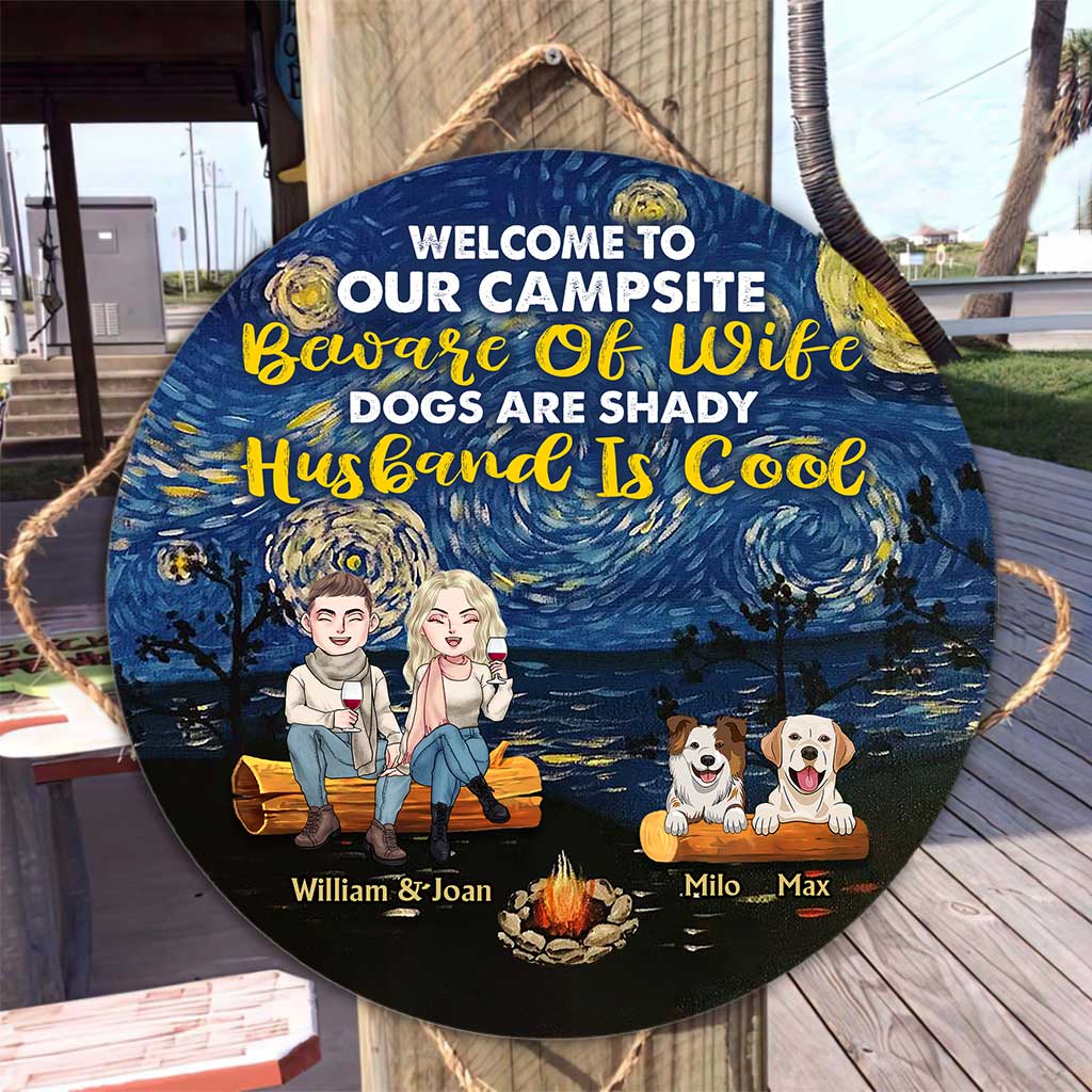 Bienvenue sur notre camping - Panneau rond en bois personnalisé pour couples