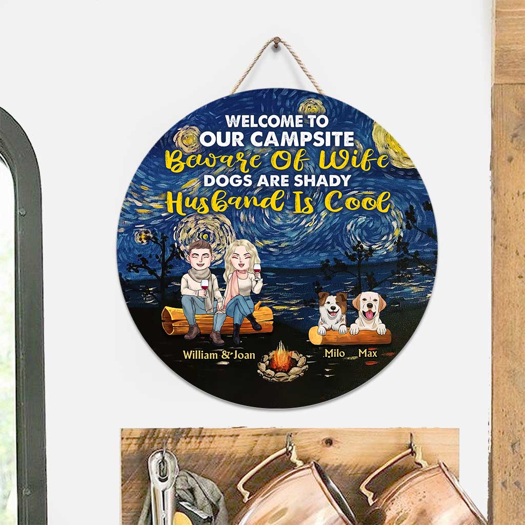 Bienvenue sur notre camping - Panneau rond en bois personnalisé pour couples