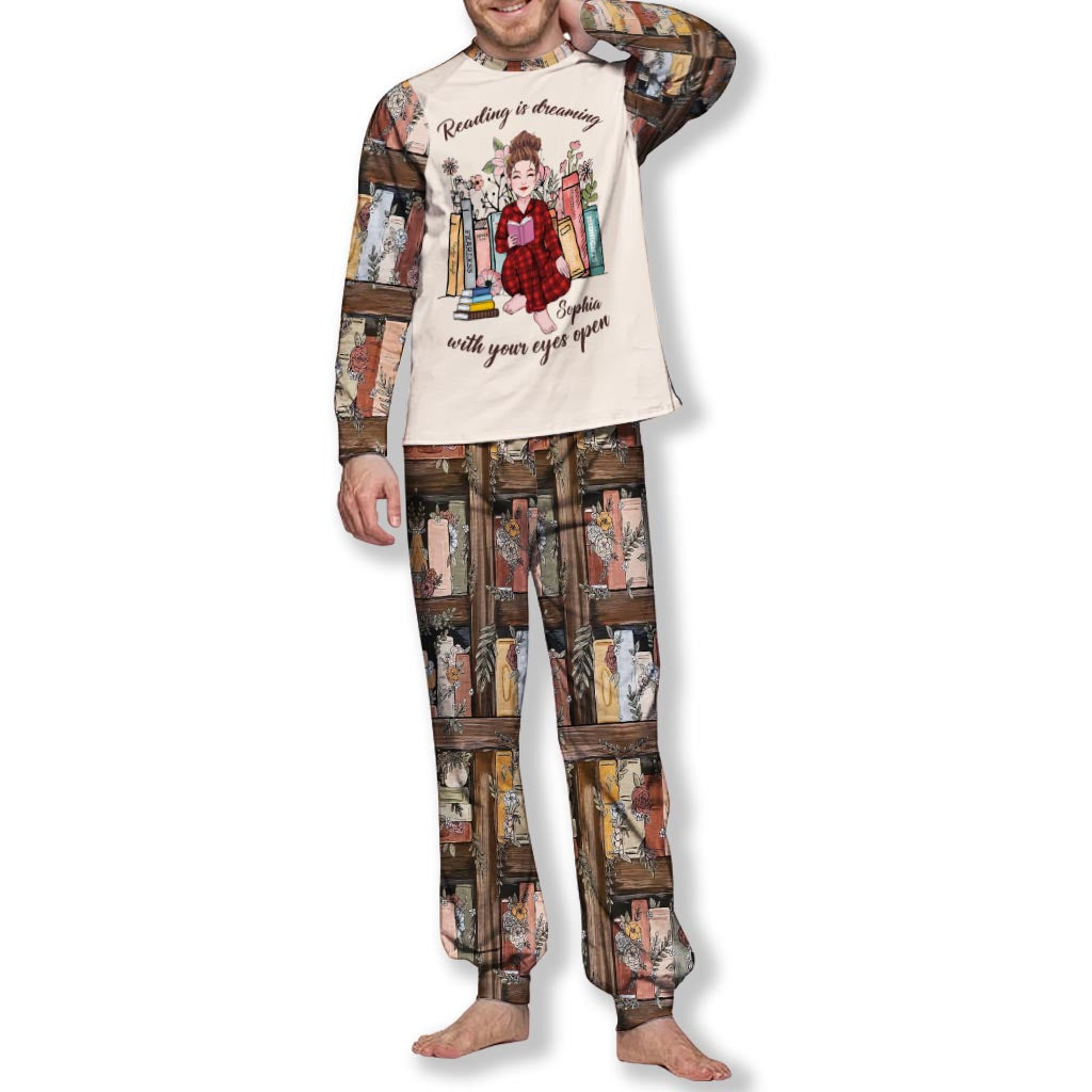 Jedes Mal, wenn du ein Buch aufschlägst – personalisiertes Buch-Pyjama-Set