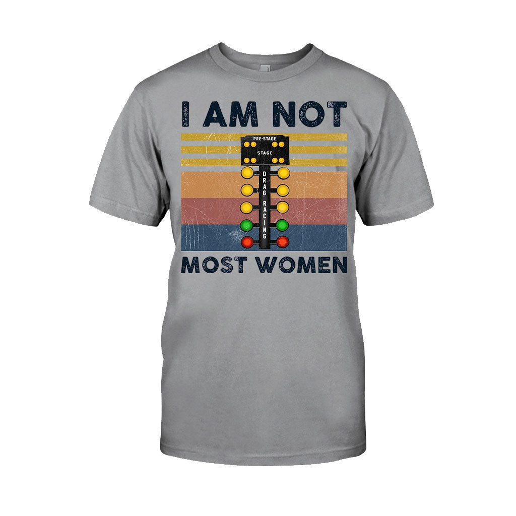 Ich bin nicht wie die meisten Frauen – Renn-T-Shirt und Hoodie 062021