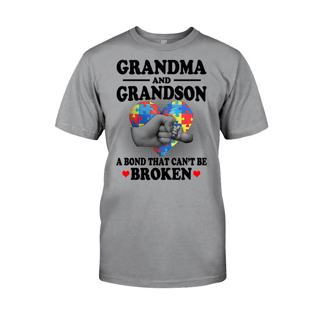 Oma und Enkel – T-Shirt und Hoodie zur Sensibilisierung für Autismus 062021