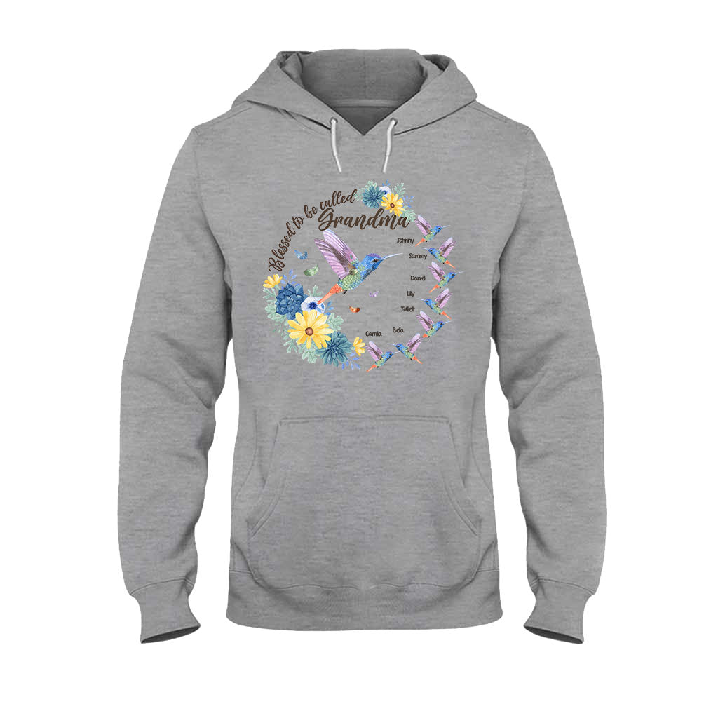 Gesegnet, Oma Nana Gigi genannt zu werden – Personalisiertes Oma-T-Shirt und Hoodie