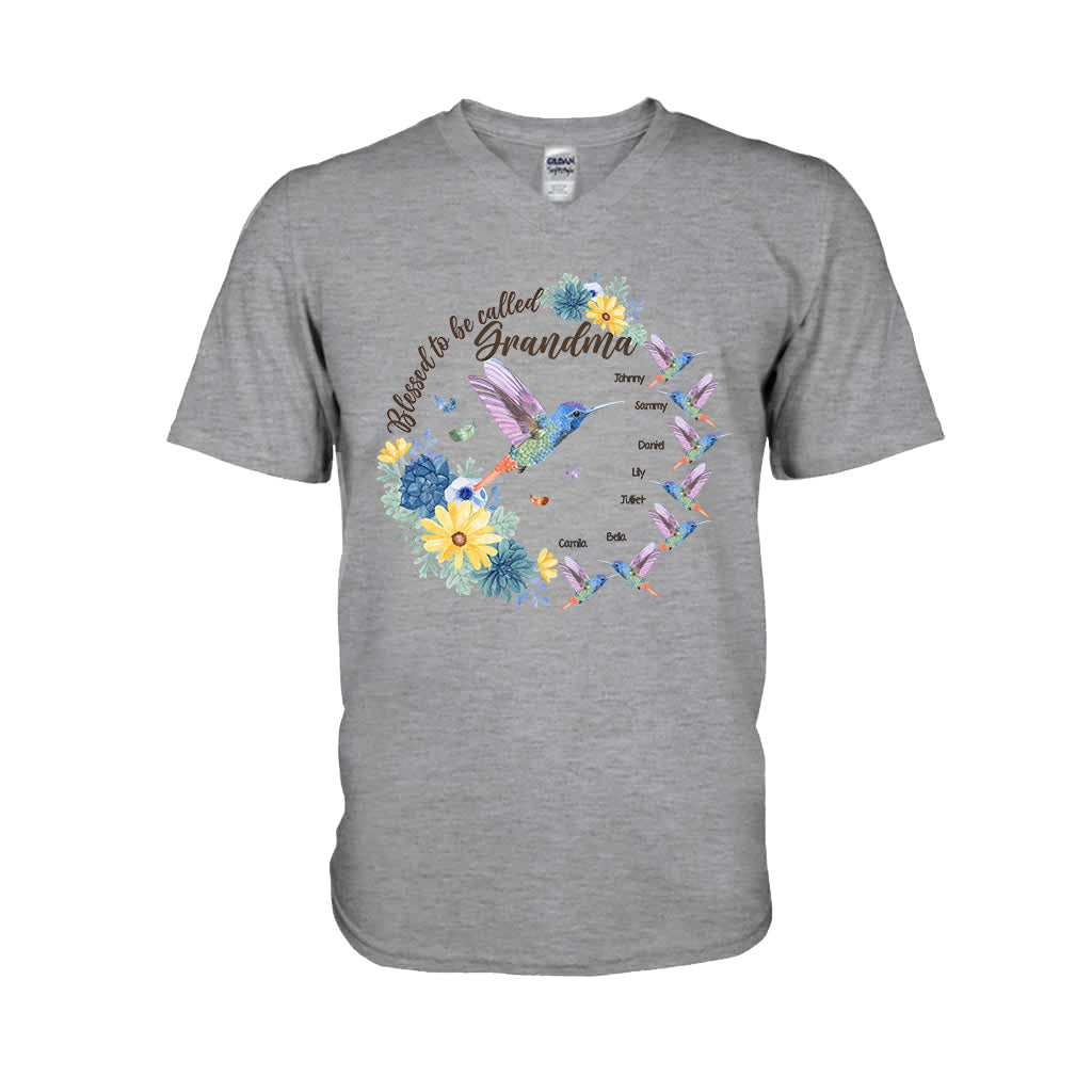 Gesegnet, Oma Nana Gigi genannt zu werden – Personalisiertes Oma-T-Shirt und Hoodie