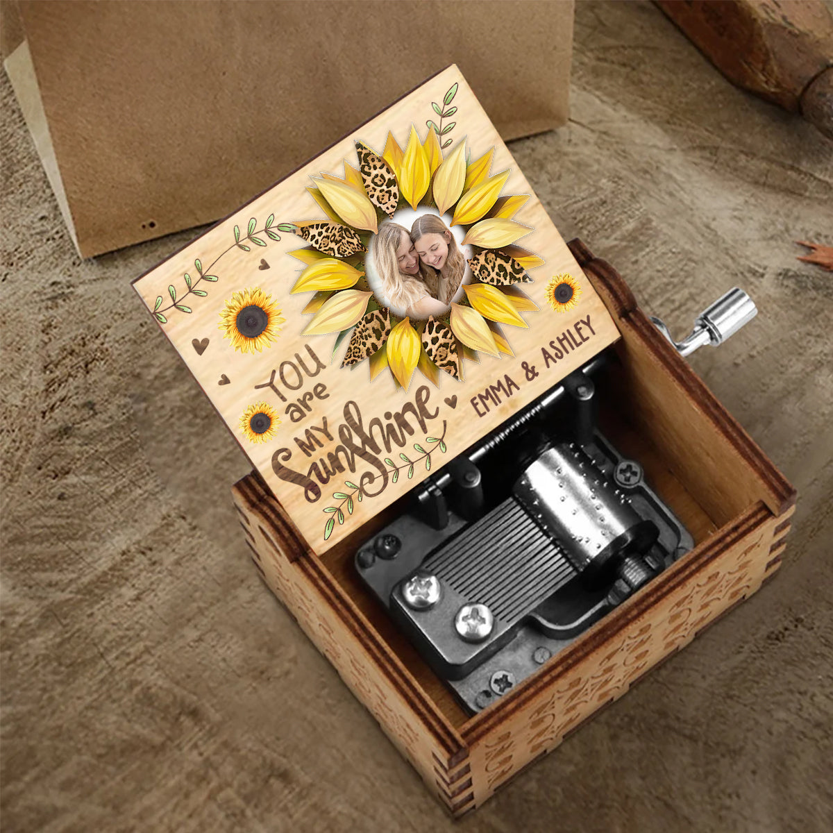 You Are My Sunshine - Personalized Mother Hand Crank Music Box