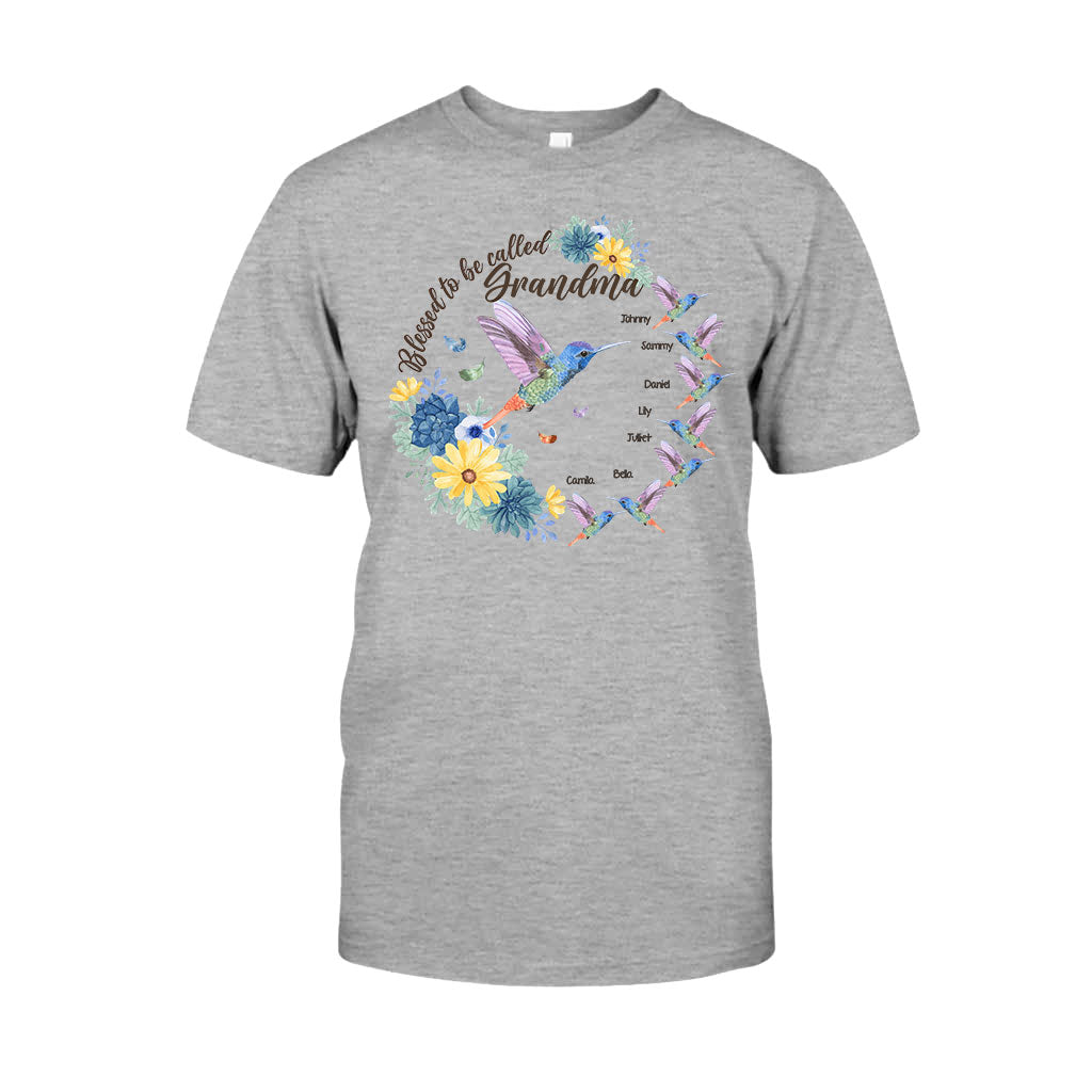 Gesegnet, Oma Nana Gigi genannt zu werden – Personalisiertes Oma-T-Shirt und Hoodie