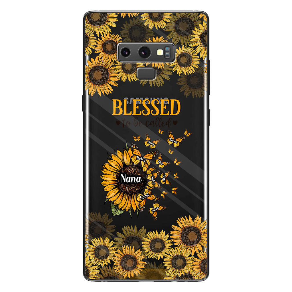Wunderschöne Sonnenblume – Gesegnet, so genannt zu werden – Geschenk für Oma, Mama – Personalisierte, transparente Handyhülle