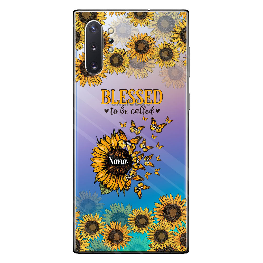 Wunderschöne Sonnenblume – Gesegnet, so genannt zu werden – Geschenk für Oma, Mama – Personalisierte, transparente Handyhülle
