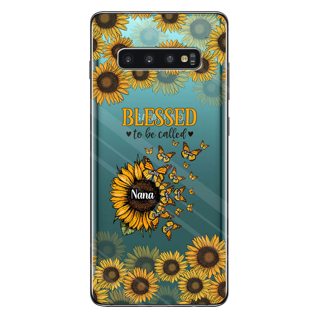 Wunderschöne Sonnenblume – Gesegnet, so genannt zu werden – Geschenk für Oma, Mama – Personalisierte, transparente Handyhülle